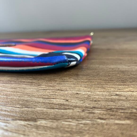 Fossil Multicolored Travel Pouch - Picture 5 of 7